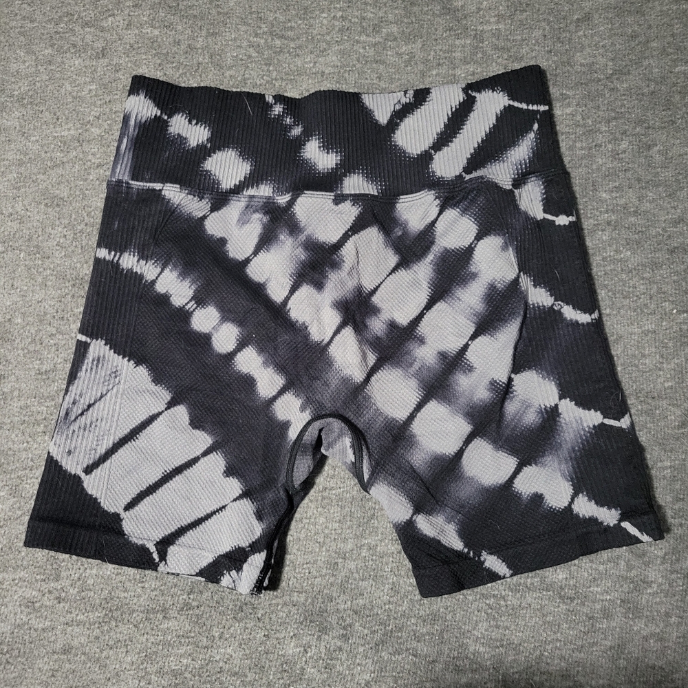 VS Pink bike shorts
